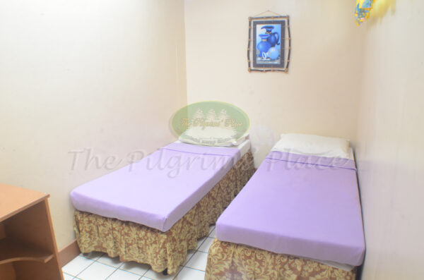 ROOM 07 - Image 2