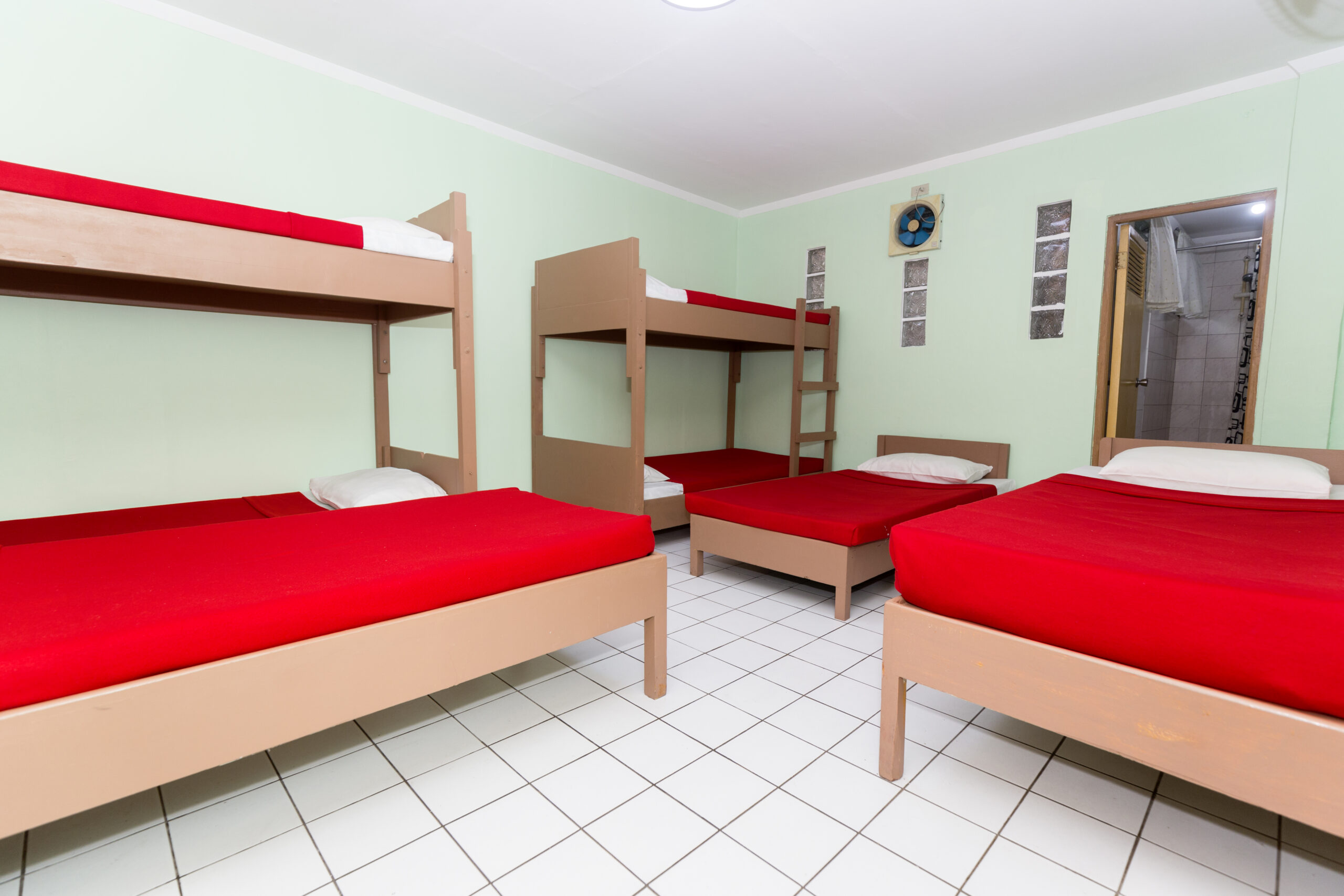 ROOM 03